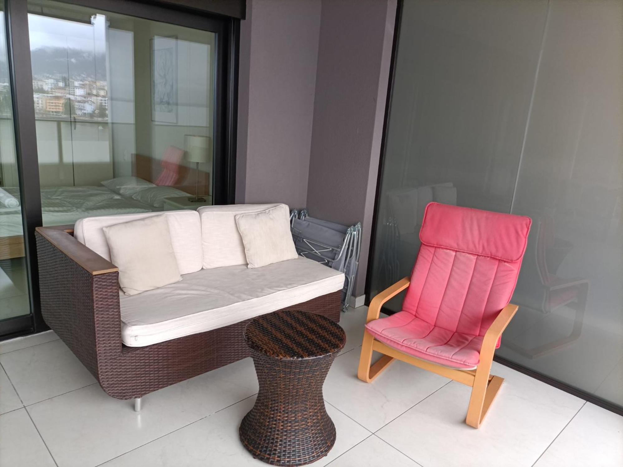 Residenza Vivian Deluxe Apartments โลการ์โน ภายนอก รูปภาพ